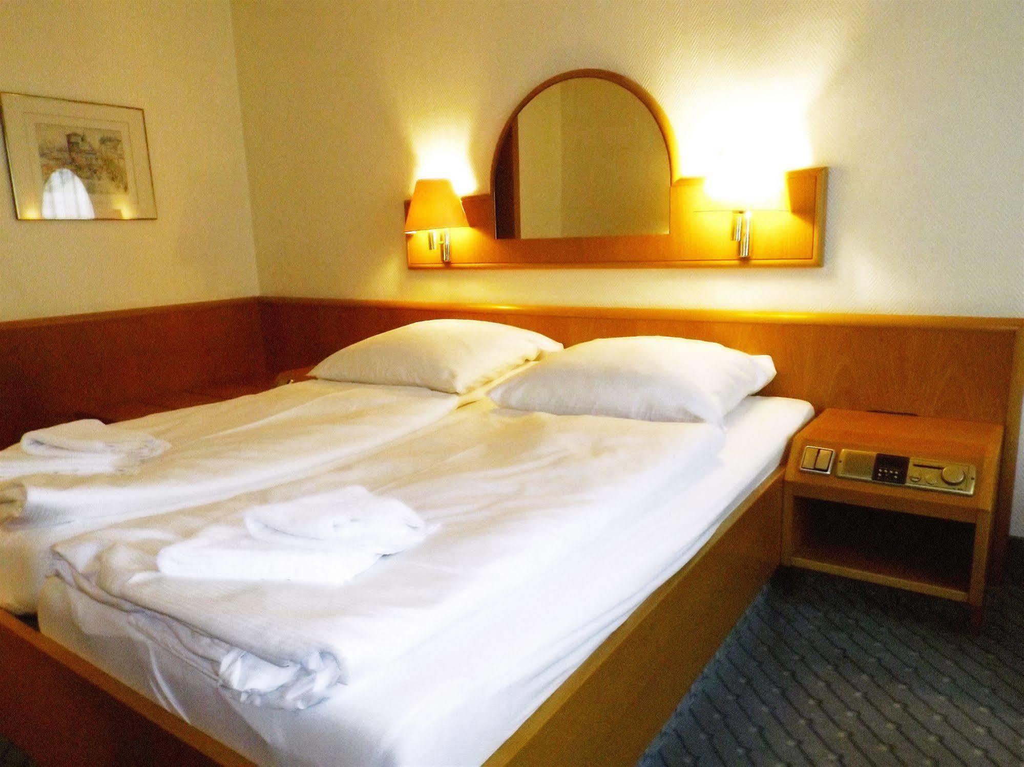 A1 Raststaette & Motel Hamburg-Stillhorn المظهر الخارجي الصورة
